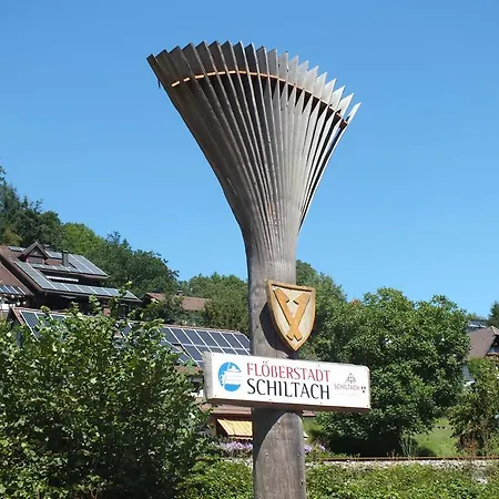 호텔 Hotel-gasthof Zum Weyssen Rossle